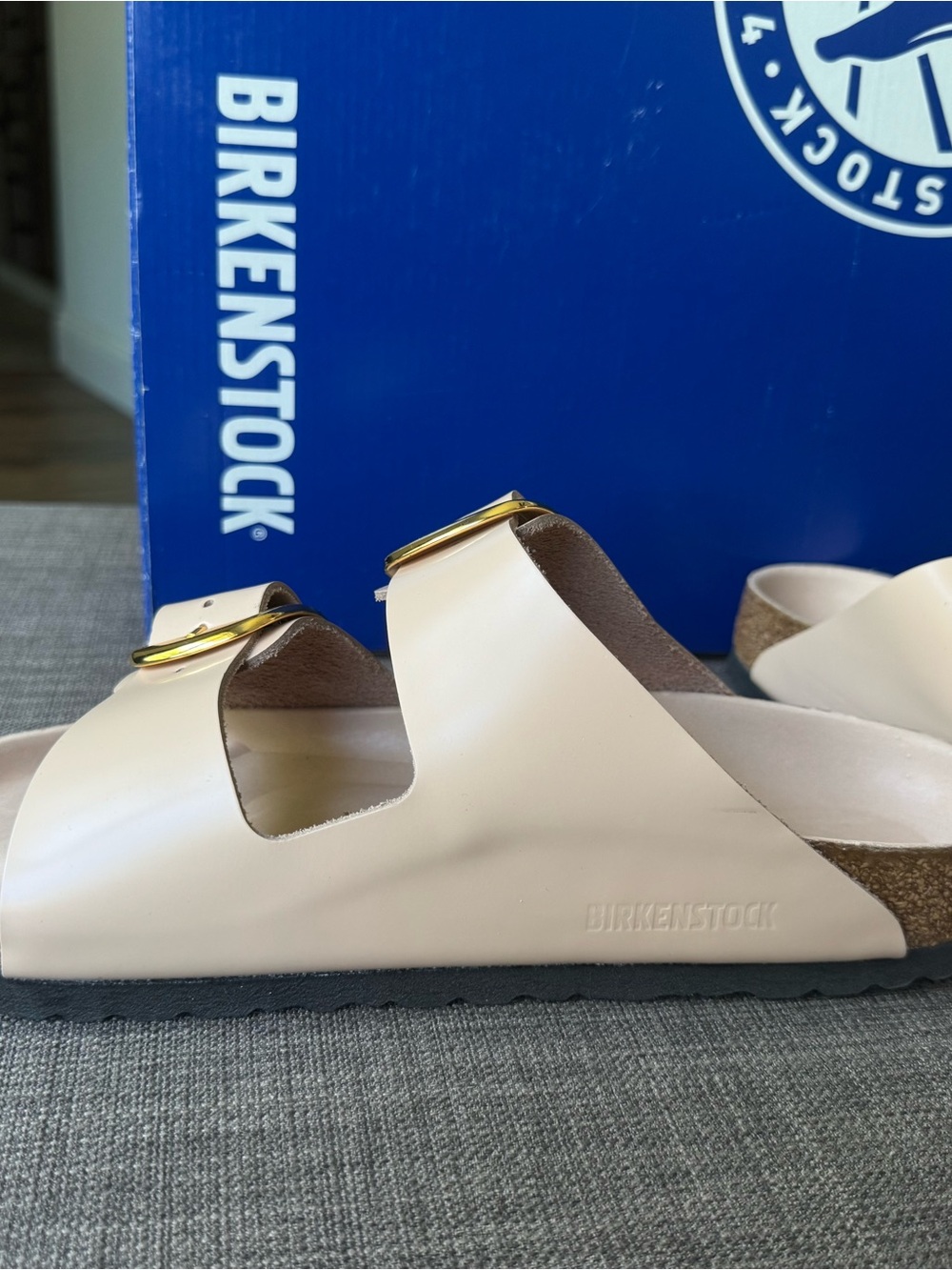 Birkenstock Arizona Big Buckle Sandals 39 high-shine-new beige nib - Picture 6 of 7